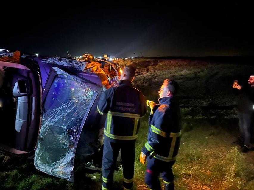 Cip şarampole devrildi: 4 yaralı