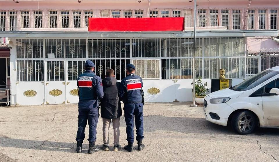 37 düzensiz göçmen yakalandı: 2 organizatör tutuklandı