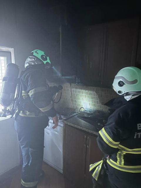 Evde çıkan yangın söndürüldü