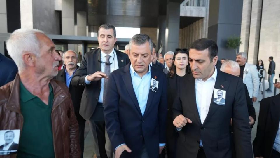 CHP Genel Başkanı Özel’i darp eden şüpheli tutuklandı