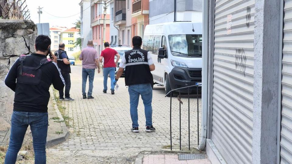 17 yaşındaki çocuk, bir kişiyi pompalı tüfekle vurdu