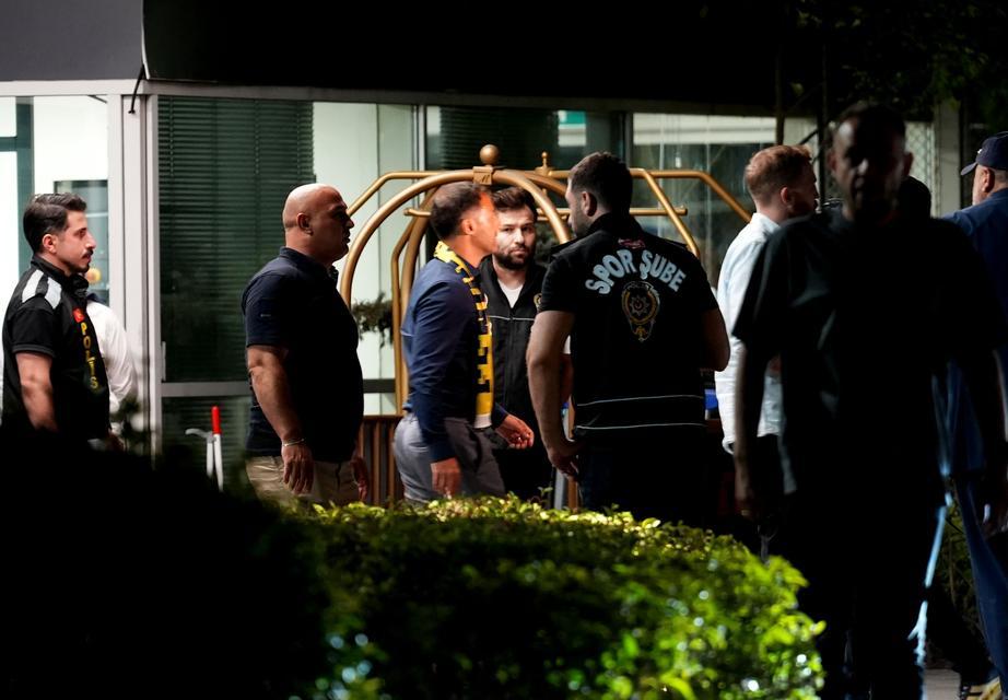 Fenerbahçe'nin yeni teknik direktörü Domenico Tedesco, İstanbul'a geldi