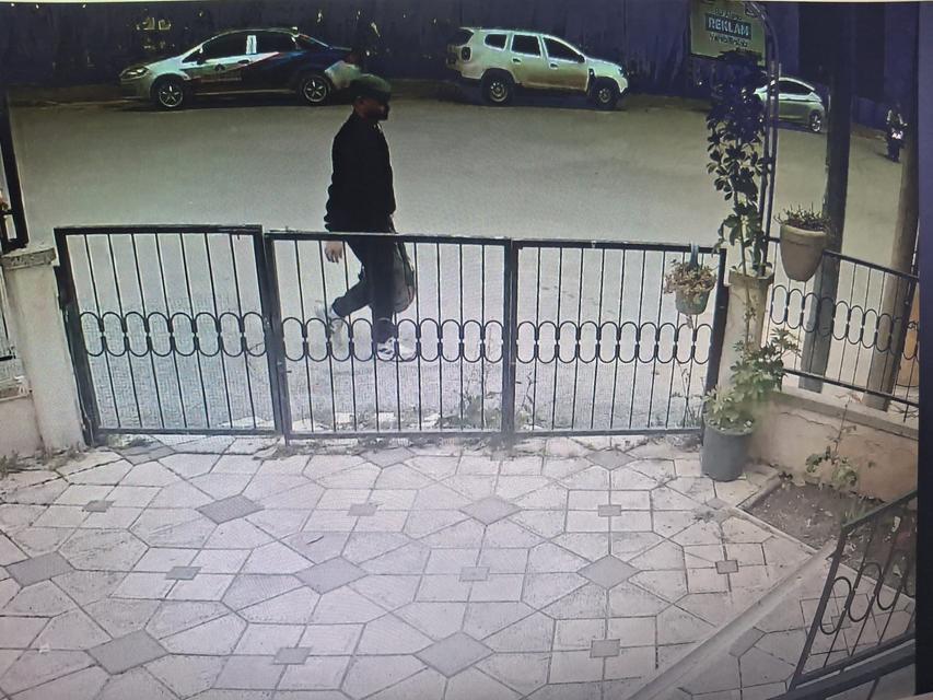 Aydın'da  "polisiz" diyerek dolandırdılar, kaza yapınca yakalandılar