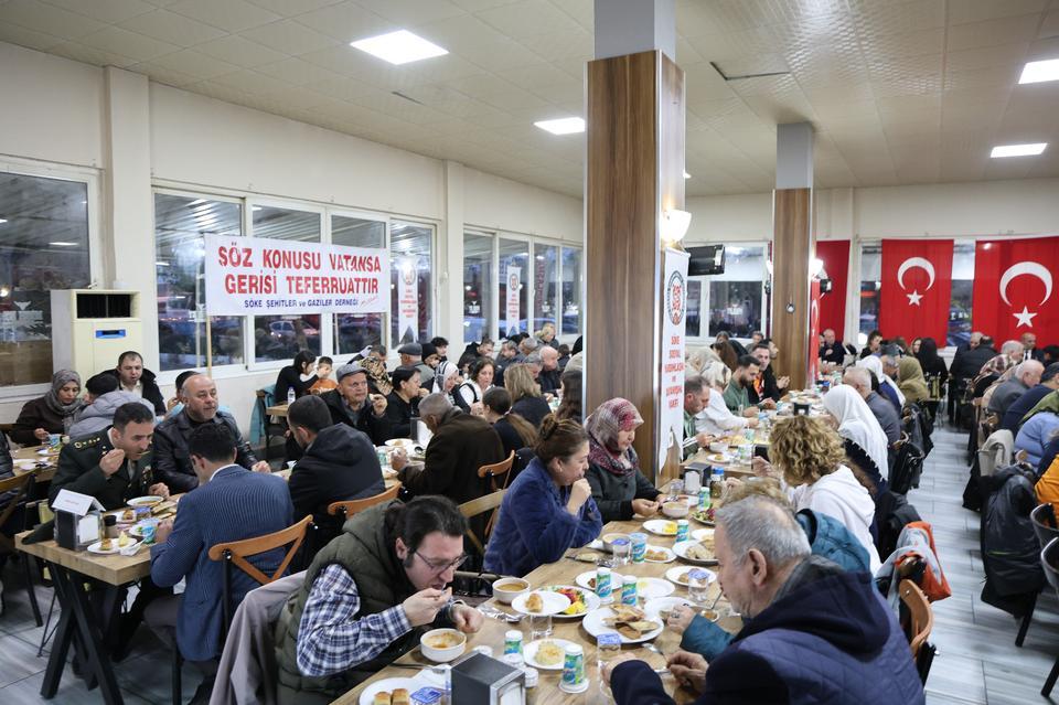 - Söke de Şehit ve Gazi Aileleri İftar Sofrasında Buluştu