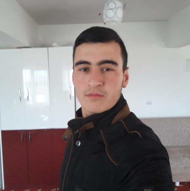 Traktörle çalışan genç şafta takılarak öldü