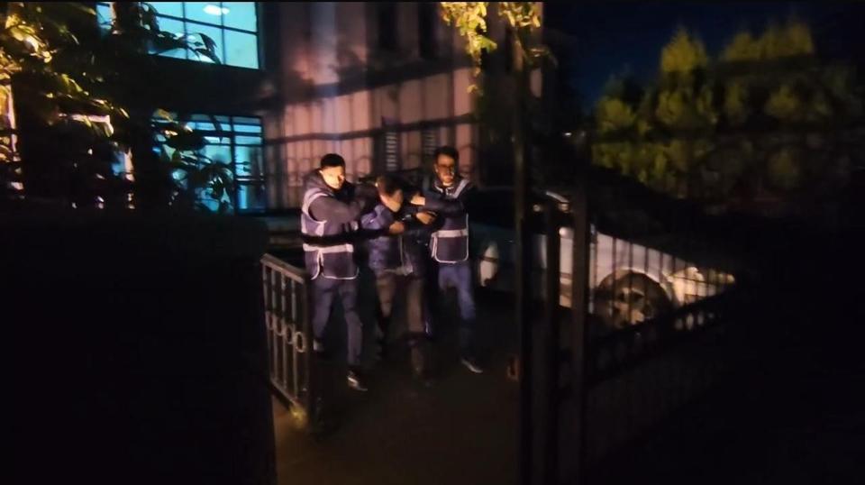 Bungalovda gizli kamera skandalı