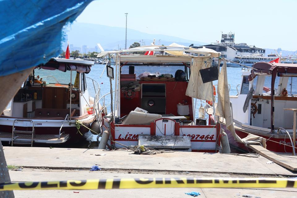 İZMİR'DE KORKUNÇ CİNAYET: KADININ CESEDİNİ TEKNEDEKİ BUZLUKTA SAKLAMIŞ CESET KOKMASIN DİYE ÇUVAL ÇUVAL BUZ TAŞIMIŞ