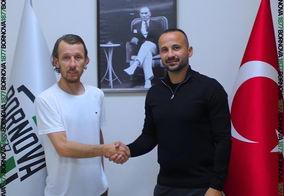 Bornova'nın yeni hocası Taner Otlak