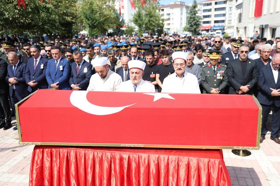 Şehit Uzman Çavuş Sevim son yolculuğuna uğurlandı