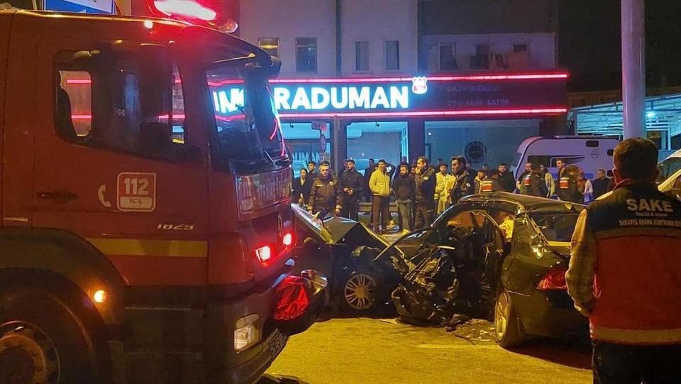 Korkunç kazada ölü sayısı 2'ye yükseldi