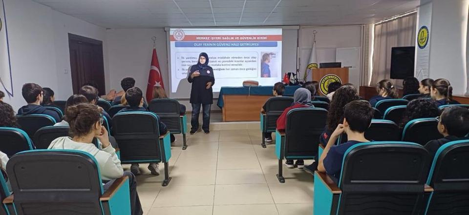 Aydın'da lise öğrencilerine ilkyardım semineri