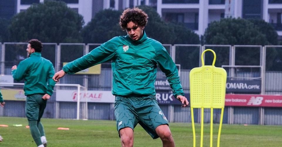 Bursaspor devre arası çalışmalarını sürdürüyor