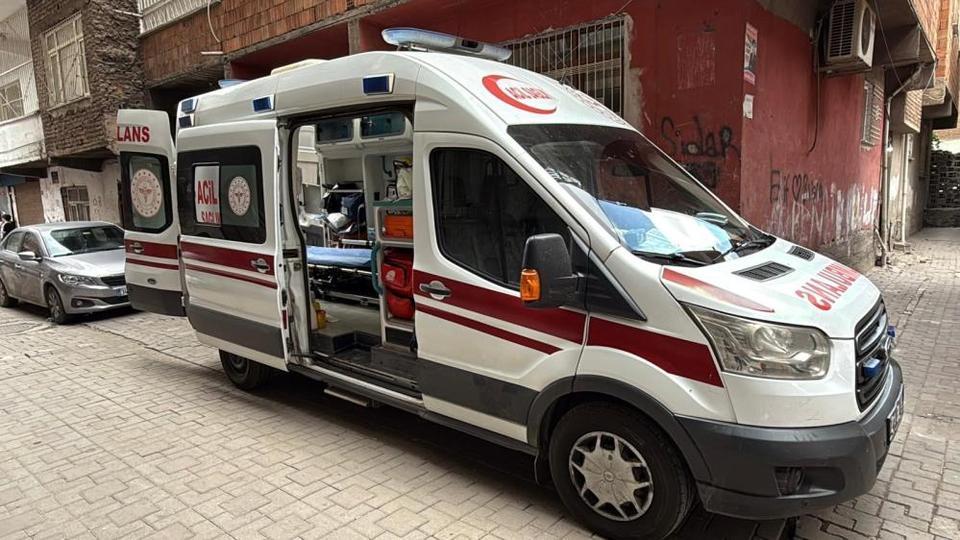 Yalnız yaşayan adam evinde ölü bulundu