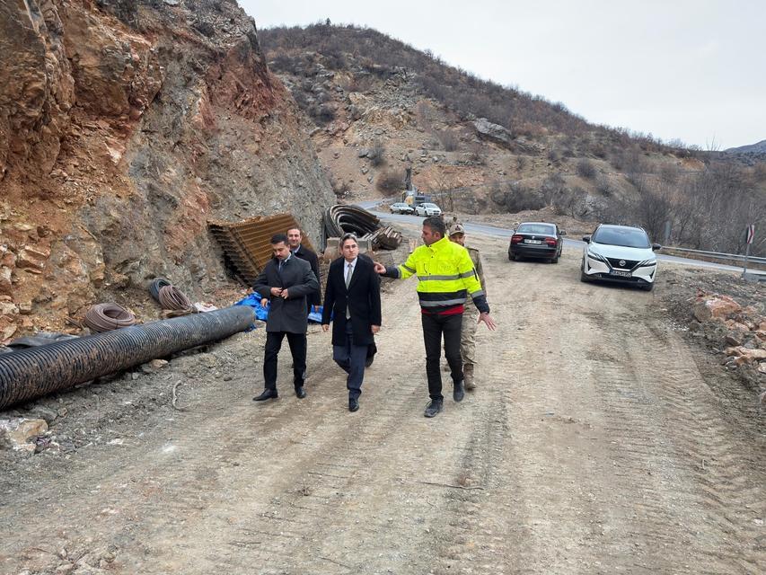 Yıllardır bitmeyen yolda çalışmalar sürüyor