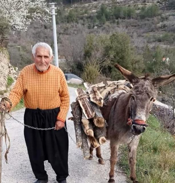 ANTALYA'DA 3 GÜN ÖNCE KAYBOLAN 93 YAŞINDAKİ YAŞLI ADAM EVİNE 1 KİLOMETRE MESAFEDE ÖLÜ BULUNDU