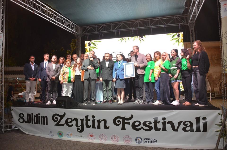 Didim’de zeytinyağıyla 'Guinness Rekor' denemesi kırıldı