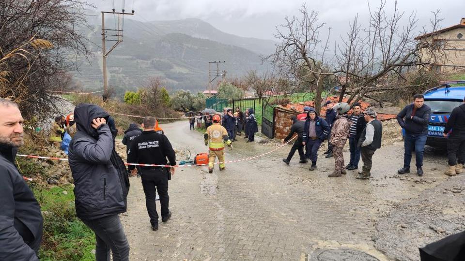 İstinat duvarı çöktü, bir kişi ezilerek can verdi