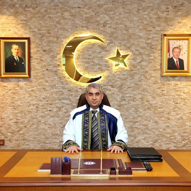 ADÜ Rektörü Kent'ten bütçe açıklaması: "Şeffaf ve etkin bir anlayışla kullanacağız"