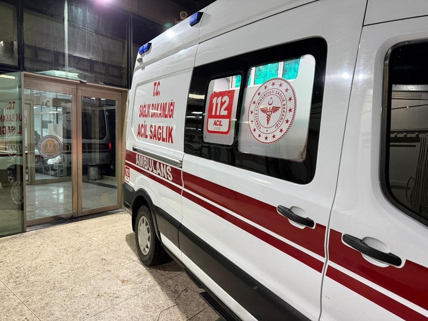 Eşi ile uygunsuz şekilde yakaladığı adama kurşun yağdırdı: 1 ölü