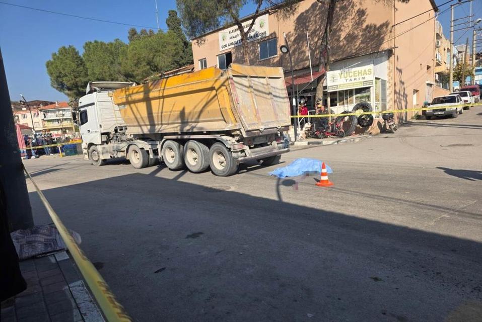 Trafik kazaları bir aileyi yıktı: Baba ve oğlu 22 gün arayla can verdi