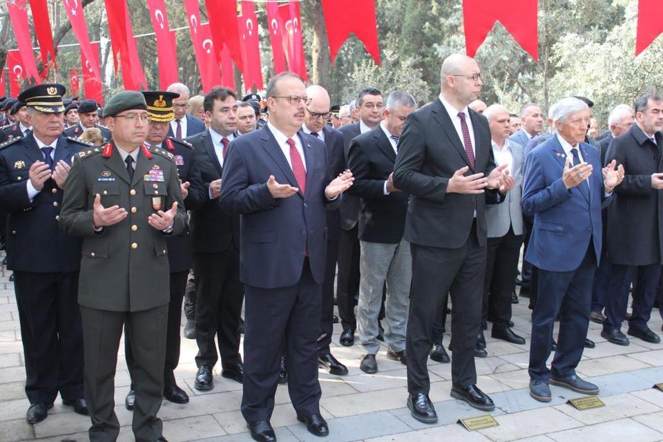 Çanakkale şehitleri Aydın'da dualarla anıldı