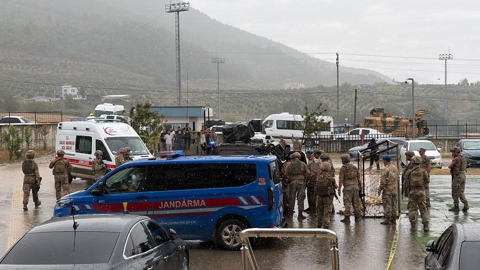 YEĞENİ TARAFINDAN ÖĞRETMENİN ÖLDÜRÜLDÜĞÜ SALDIRIDA; SİLAH SESLERİNİ DUYUP, OKULA KOŞANLAR YAŞANANLARI ANLATTI