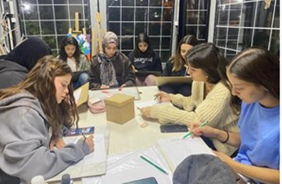 Aydın'da yurt öğrencilerine kişisel gelişim kursları