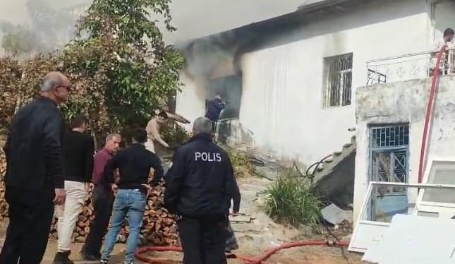 Ev yangını korkuttu