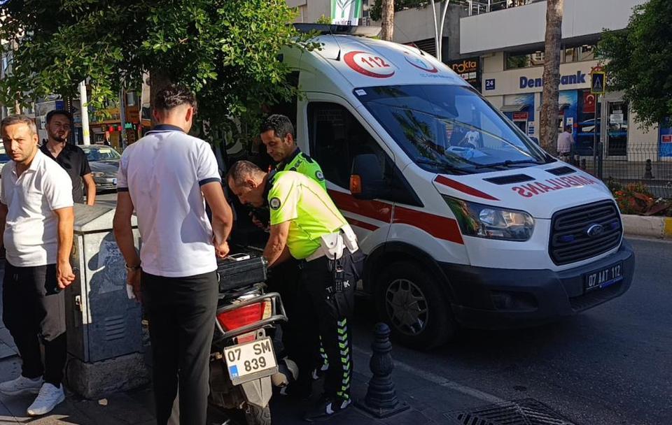 Yaya geçidinde ölümden döndü
