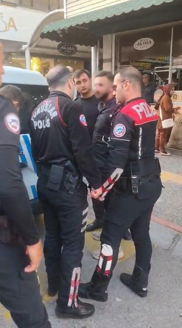 ESKİ EŞİNİN BABASINA AİT İŞ YERİNE SİLAHLA GİTTİ, GÖZALTINA ALINDI