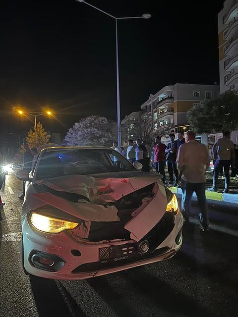 Otomobilin çarptığı kadın hayatını kaybetti