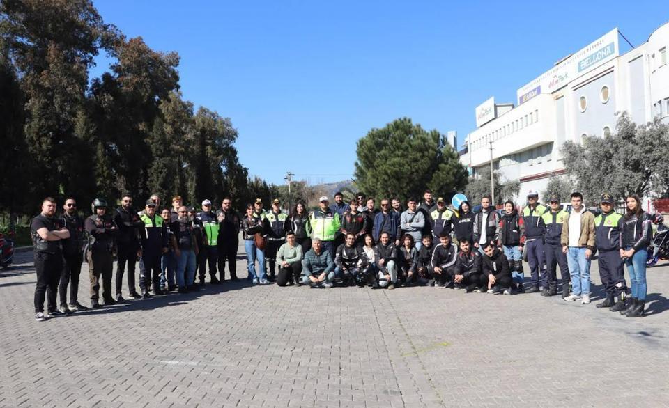 Aydın’da motosiklet sürücülerine güvenli sürüş eğitimi verildi