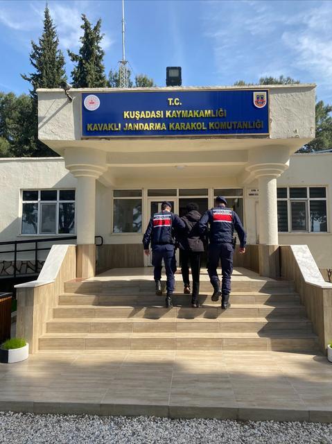 SİSAM ADASI'NA DENİZDEN SUALTI SCOOTER İLE GEÇMEYE ÇALIŞIRKEN YAKALANDI