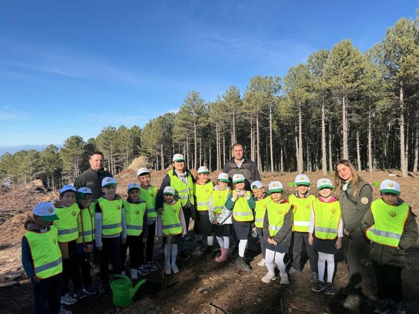 Çineli öğrencilere orman faaliyetleri anlatıldı