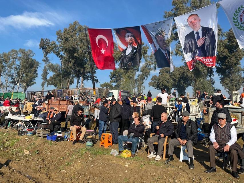 PEHLİVAN DEVELER YILIN İLK GÜREŞİNDE İNCİRLİOVA'DA KOZLARINI PAYLAŞTI