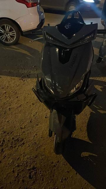 MANAVGAT'TA MOTOSİKLET OTOMOBİLE ÇARPTI: 1 YARALI