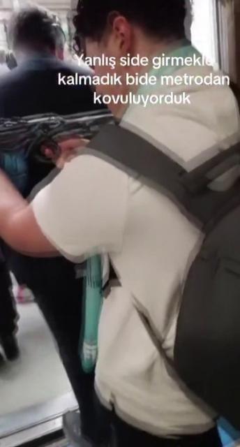 Metroda oyuncak tüfekle video çeken genç gözaltına alındı