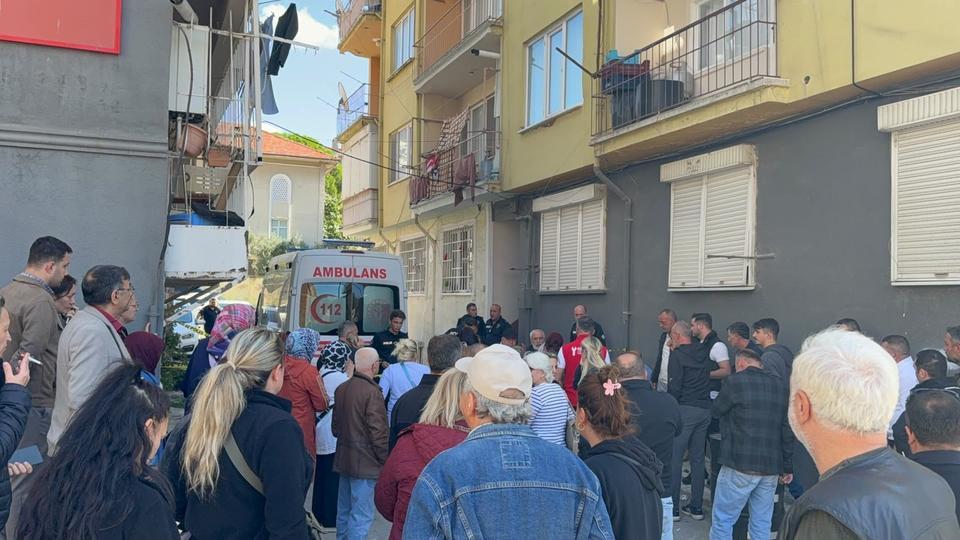 Yaşlı çift evlerinde ölü bulundu