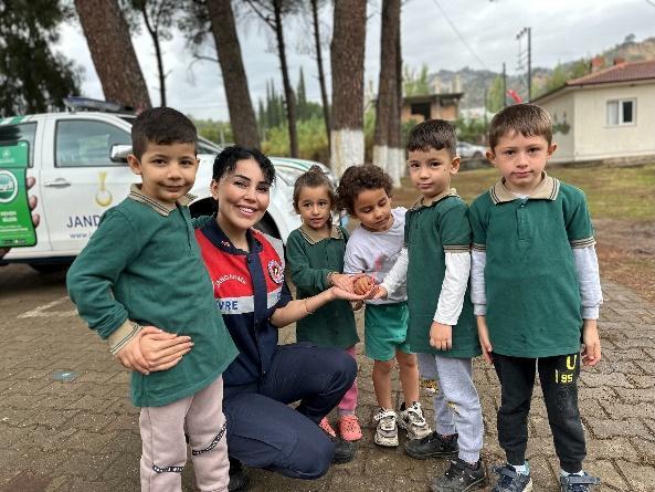 Aydın'da jandarmadan çocuklara doğa farkındalık eğitimi