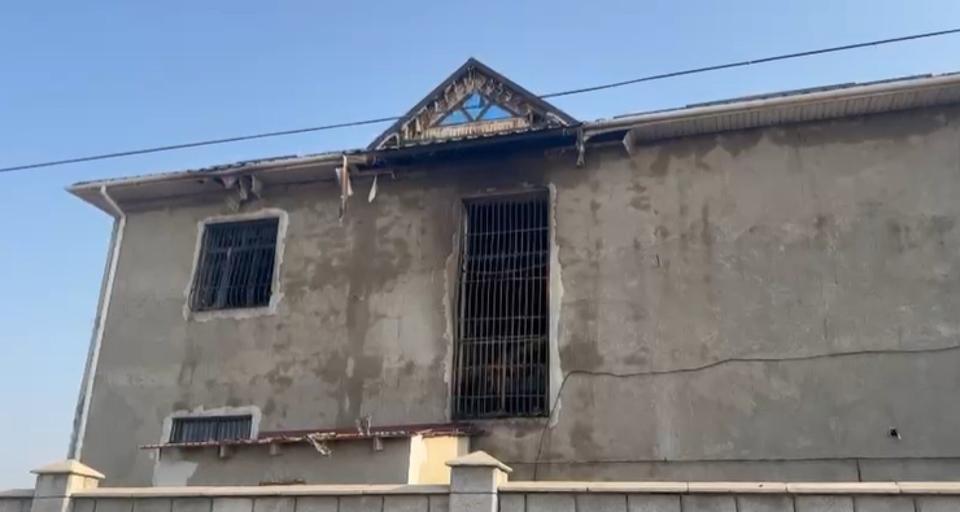 Ev yangını: 9’u çocuk 12 kişi öldü