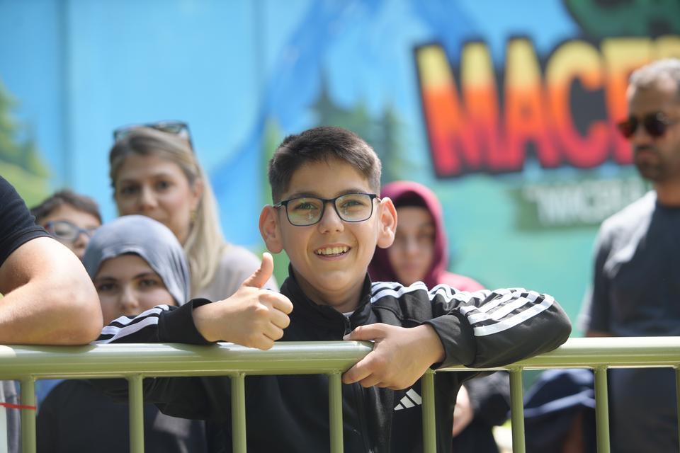 YAĞIZ'IN İNANILMAZ DEĞİŞİMİ: 5 YAŞINDA 90 KİLOYDU, 11 YAŞINDA 40 KİLO