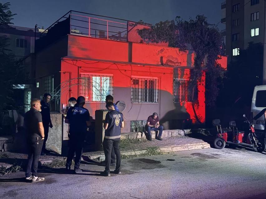 Haber alınamayan şahıs evinde ölü bulundu
