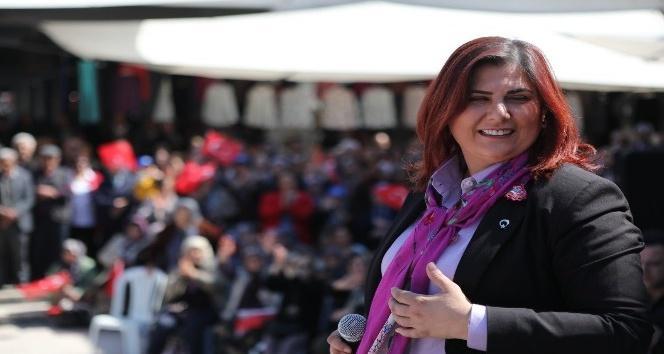 "Aydın’da hizmetin önündeki tek engel Çerçioğlu’dur"