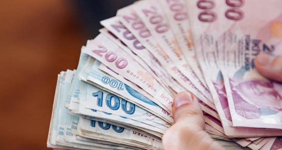 TBMM’den geçti: Maaş artışı alacak kamu görevlileri belli oldu