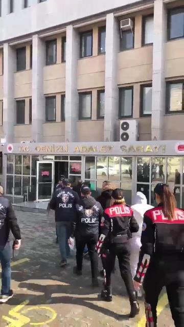 MASAJ SALONLARINDA FUHŞA ZORLANAN 13 MAĞDUR KADIN KURTARILDI DENİZLİ'DE FUHUŞ YAPILAN 4 MASAJ SALONU MÜHÜRLENDİ, 6 ŞÜPHELİ GÖZALTINA ALINDI
