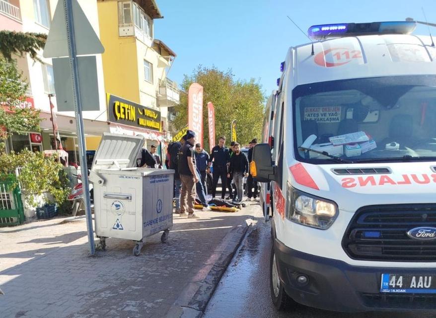 Otomobil ile motosiklet çarpıştı: 1 yaralı