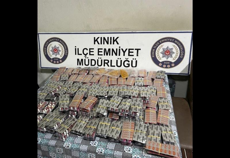 Çiftlik evinde binlerce hapla yakalandı