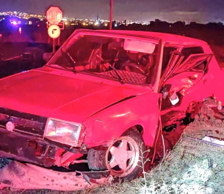 İki otomobil çarpıştı: 6 yaralı