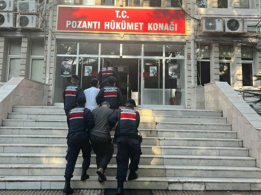Yaşlıları dolandırdıkları öne sürülen 2 şüpheli yakalandı