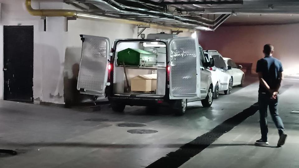 Damdan düşen adam hayatını kaybetti